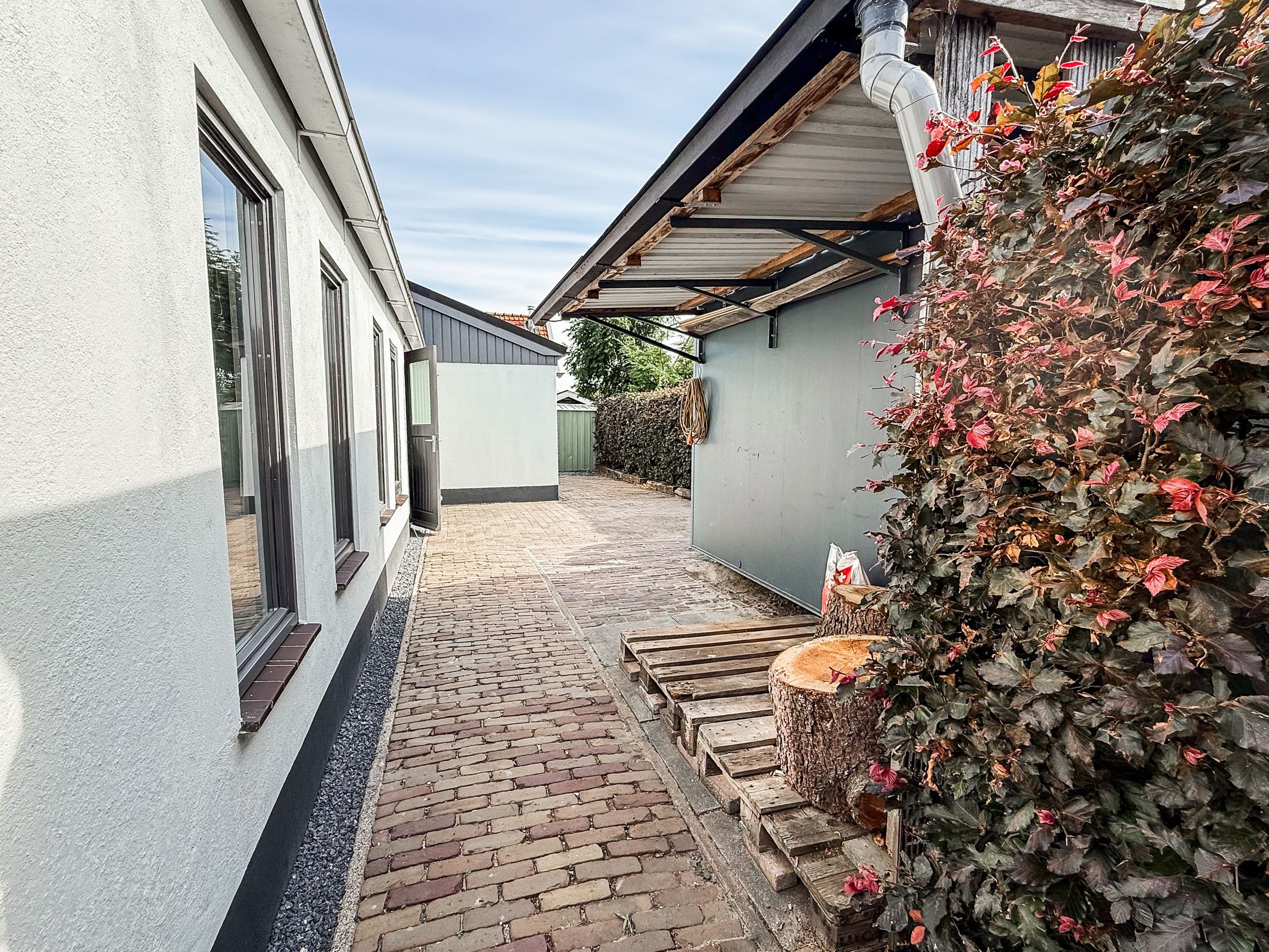 2-bedroom freehold villa in Meerkerk — photo 4 of 5
