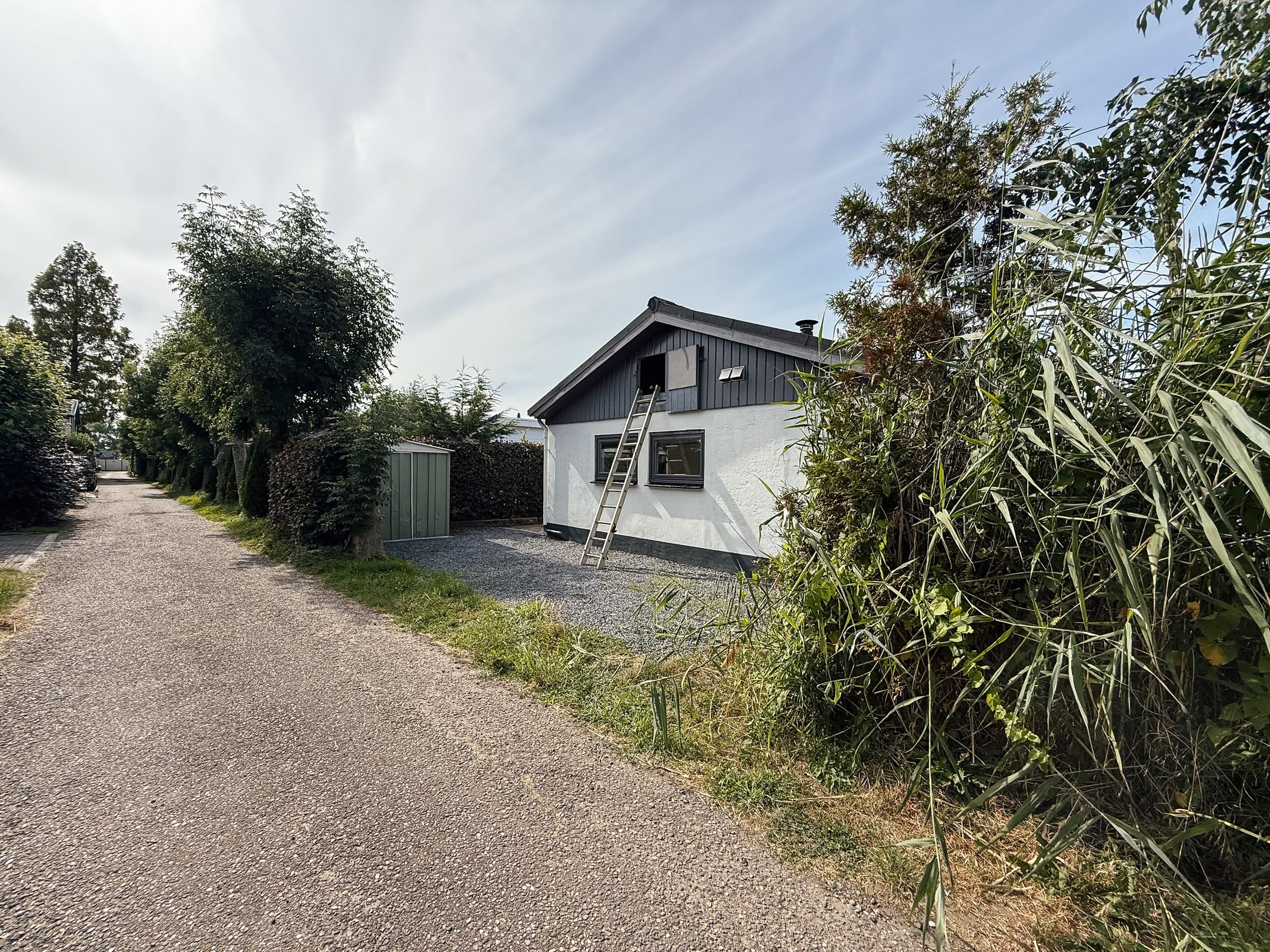 2-bedroom freehold villa in Meerkerk — photo 2 of 5