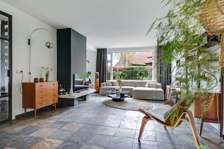 Foto 2 van Prins Bernhardstraat 2