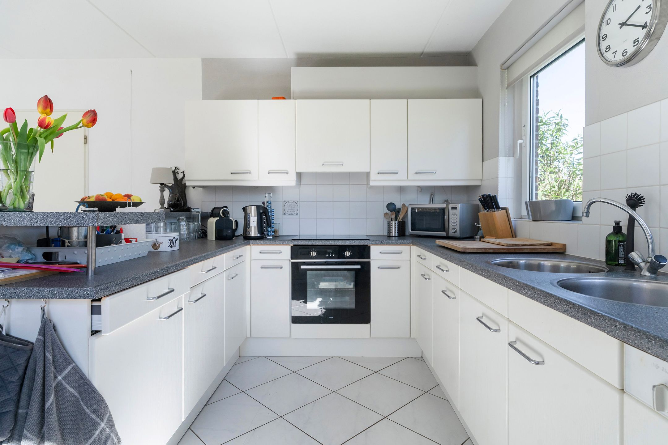 5-bedroom freehold villa in Molkwerum — photo 3 of 5