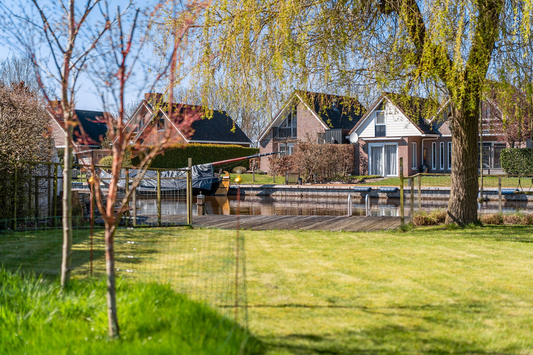 Photo 54 of Ymedaem 27