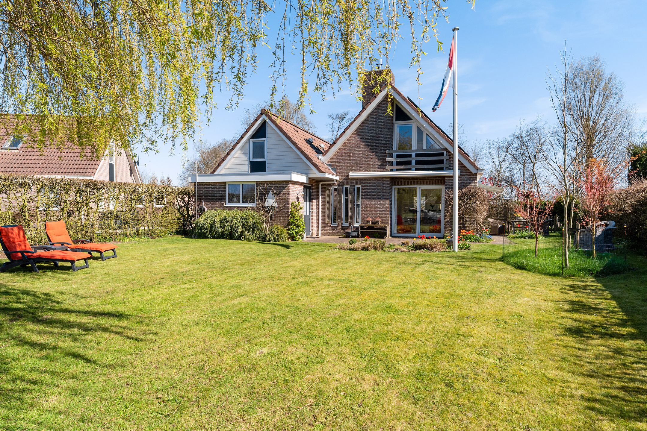 Photo 42 of Ymedaem 27