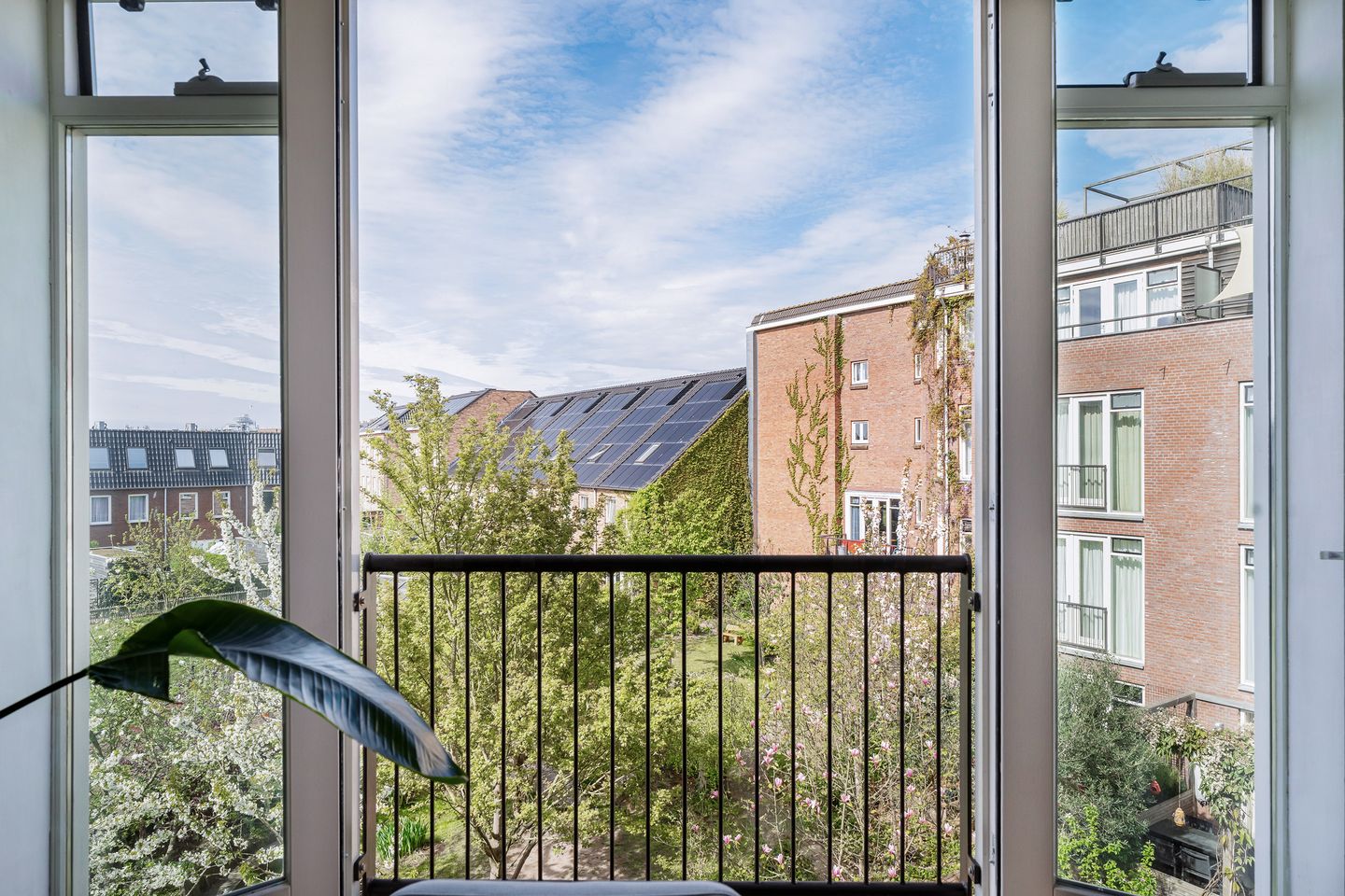 Photo 10 of Vosmaerstraat 7-A
