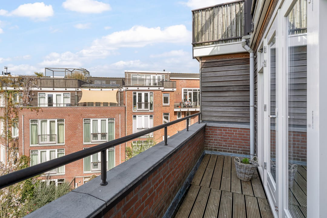 Photo 41 of Vosmaerstraat 7-A