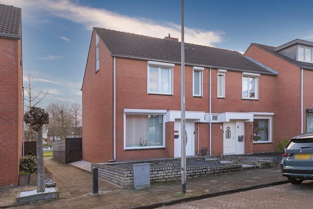 Photo 1 of Seringenstraat 9