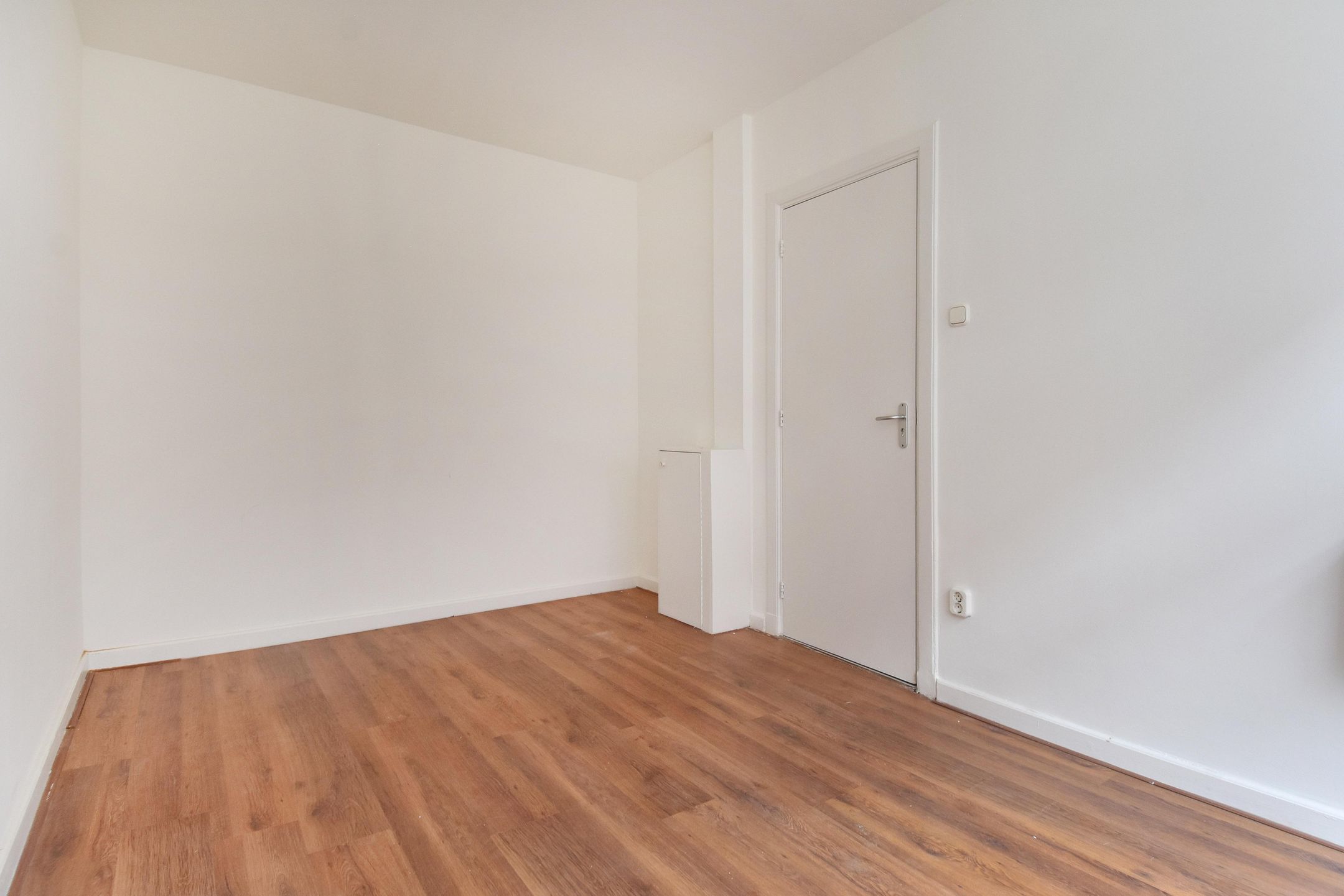 Photo 21 of Groen van Prinstererstraat 61-B