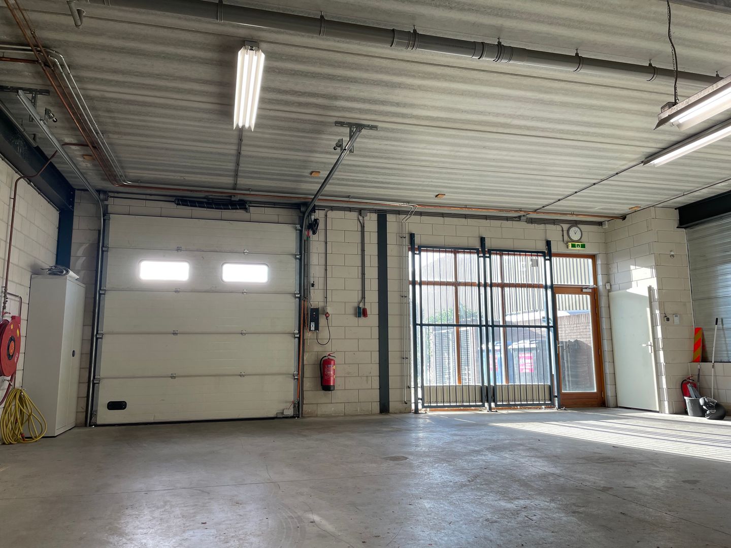 Bekijk foto 5 van Industrieweg 69-e