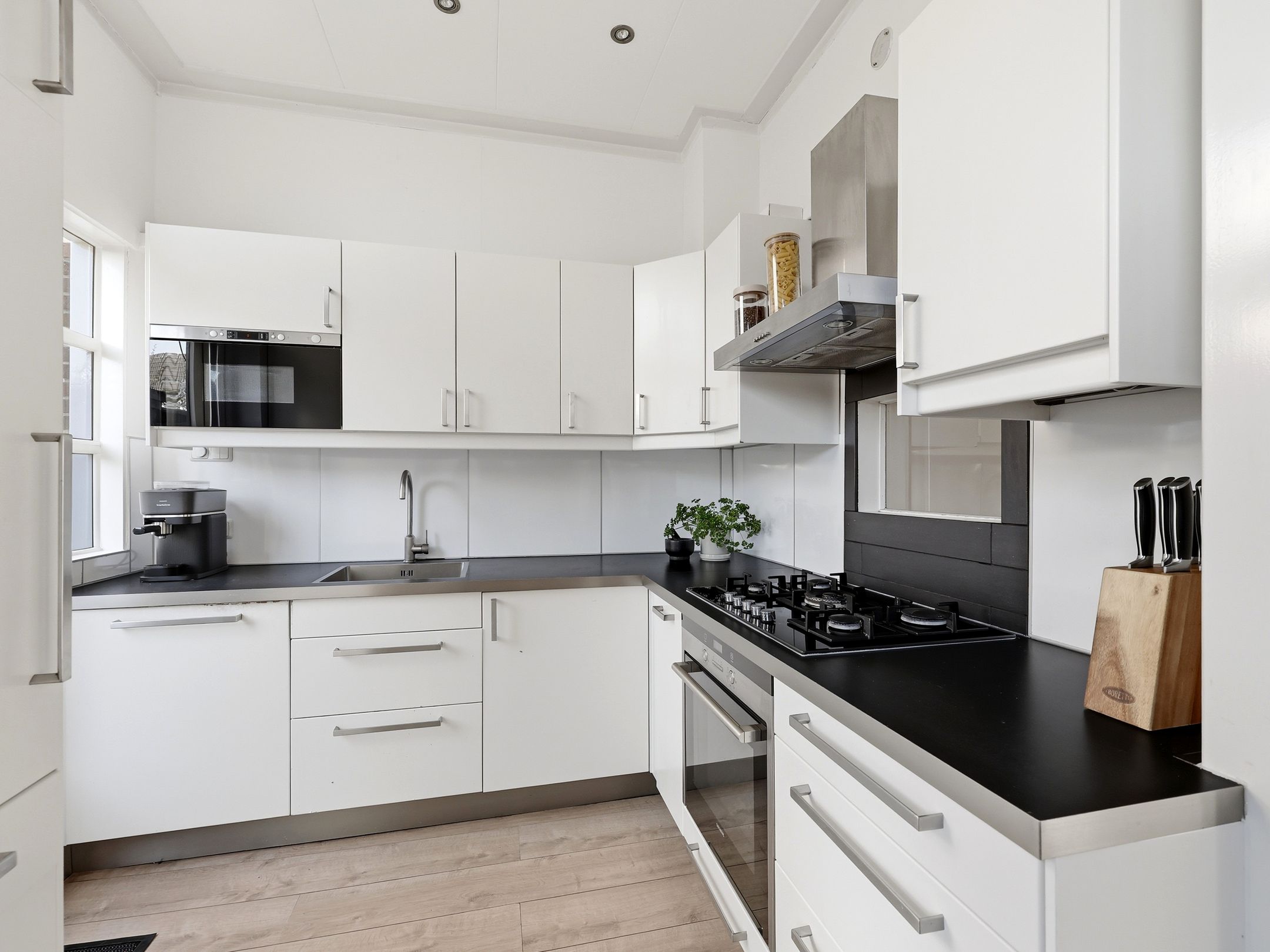 Foto 12 van IJsbaanstraat 9