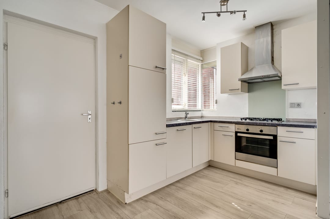 Photo 8 of Gewantmakerstraat 31