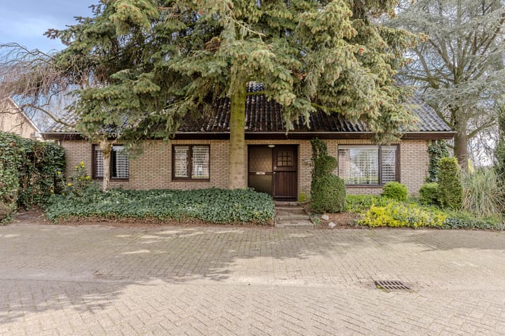 Foto 2 van Baarschotsestraat 95