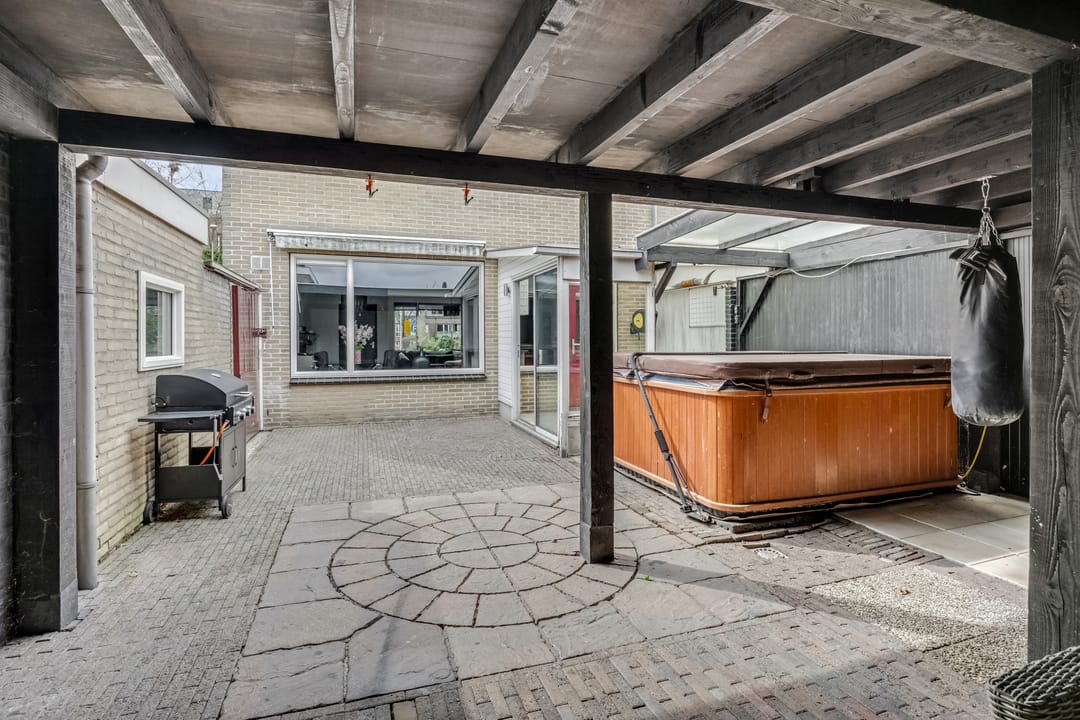 Photo 52 of Batenstein 14