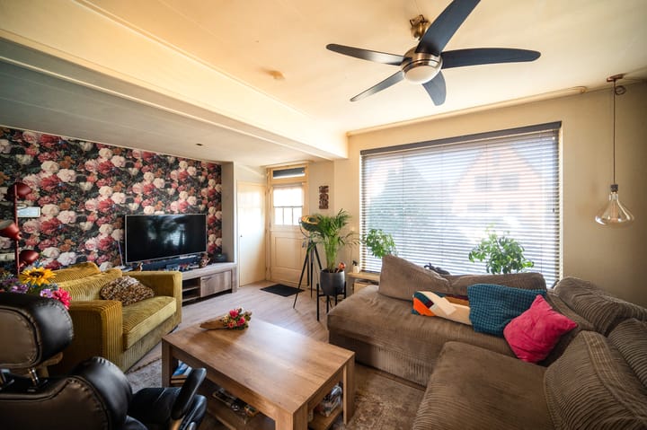Tussenwoning te koop: Elspeterweg 24C, Uddel