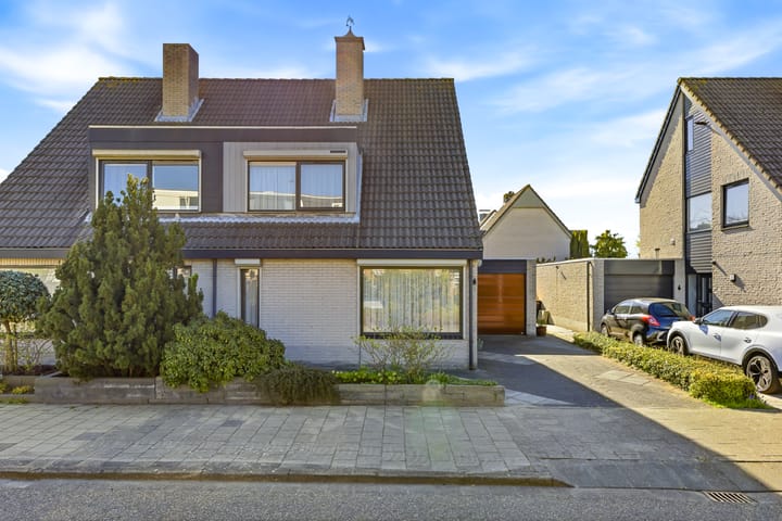 Photo 3 of Westerbaan 8