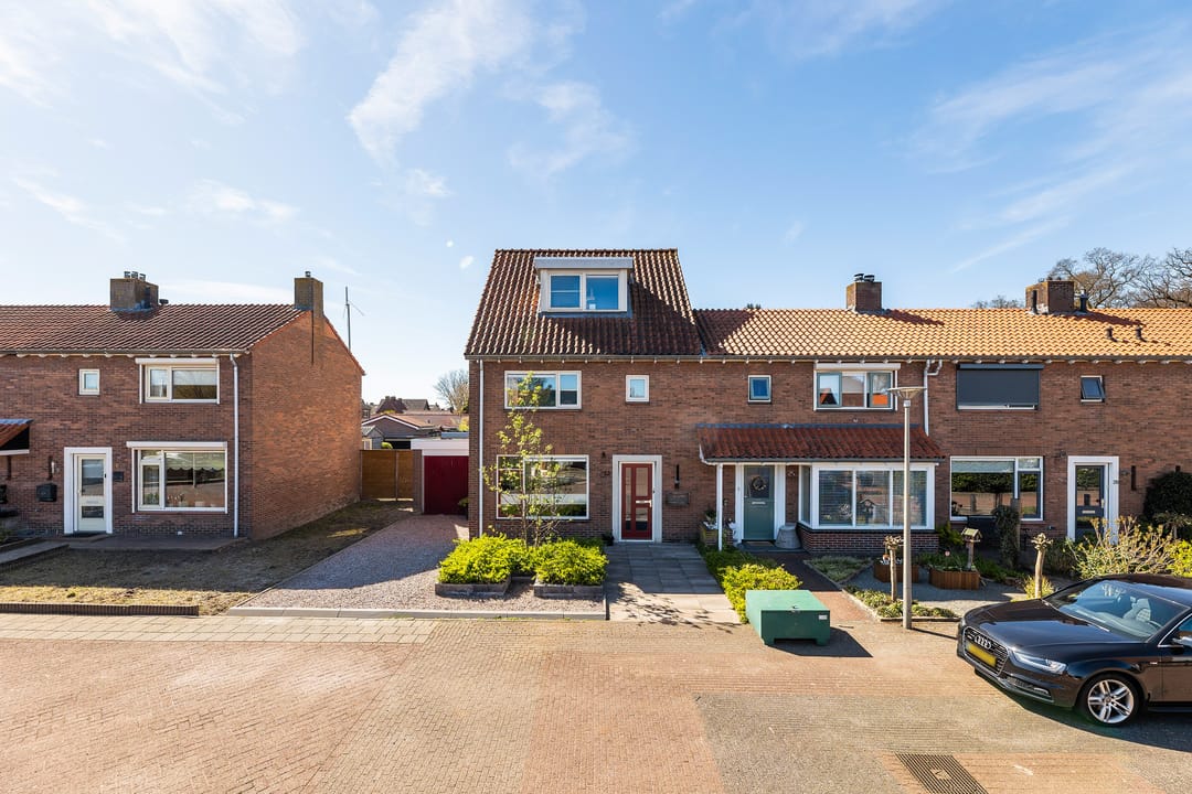 Foto 1 van Leeuwerikstraat 22