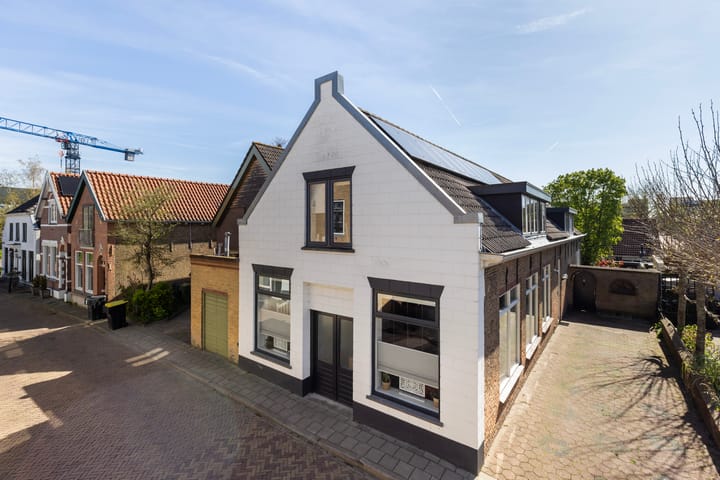 Schouteneinde 12