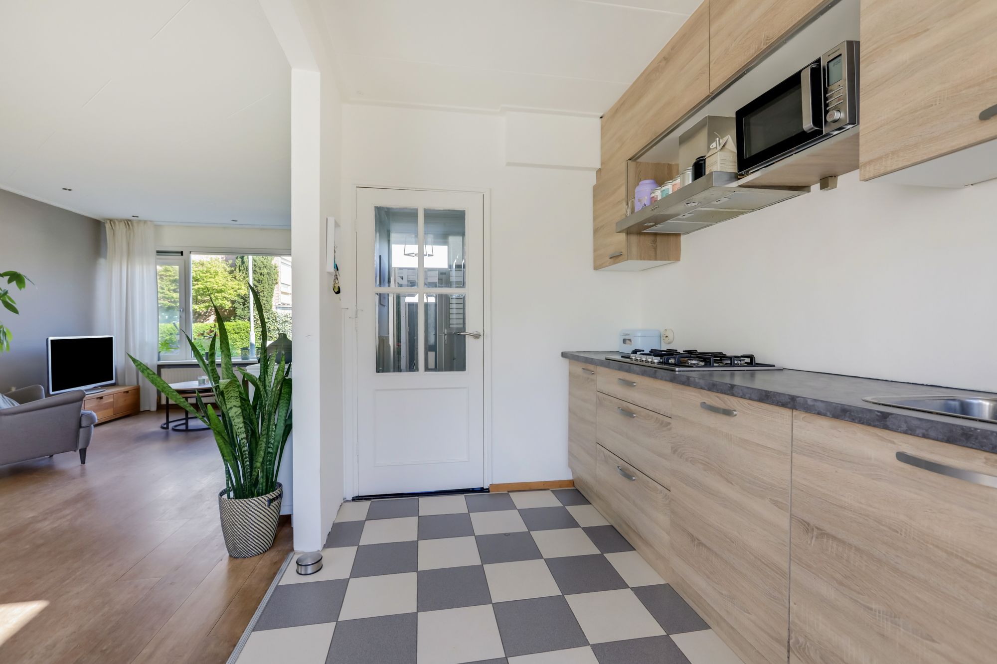 Foto 15 van Da Costastraat 18