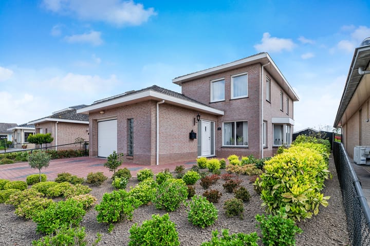 Photo 3 of Meester Molstraat 5