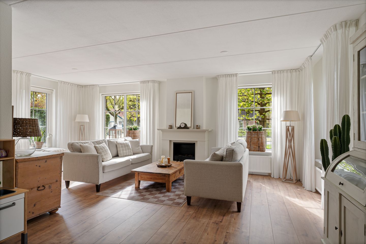 Foto 14 van de Line 2