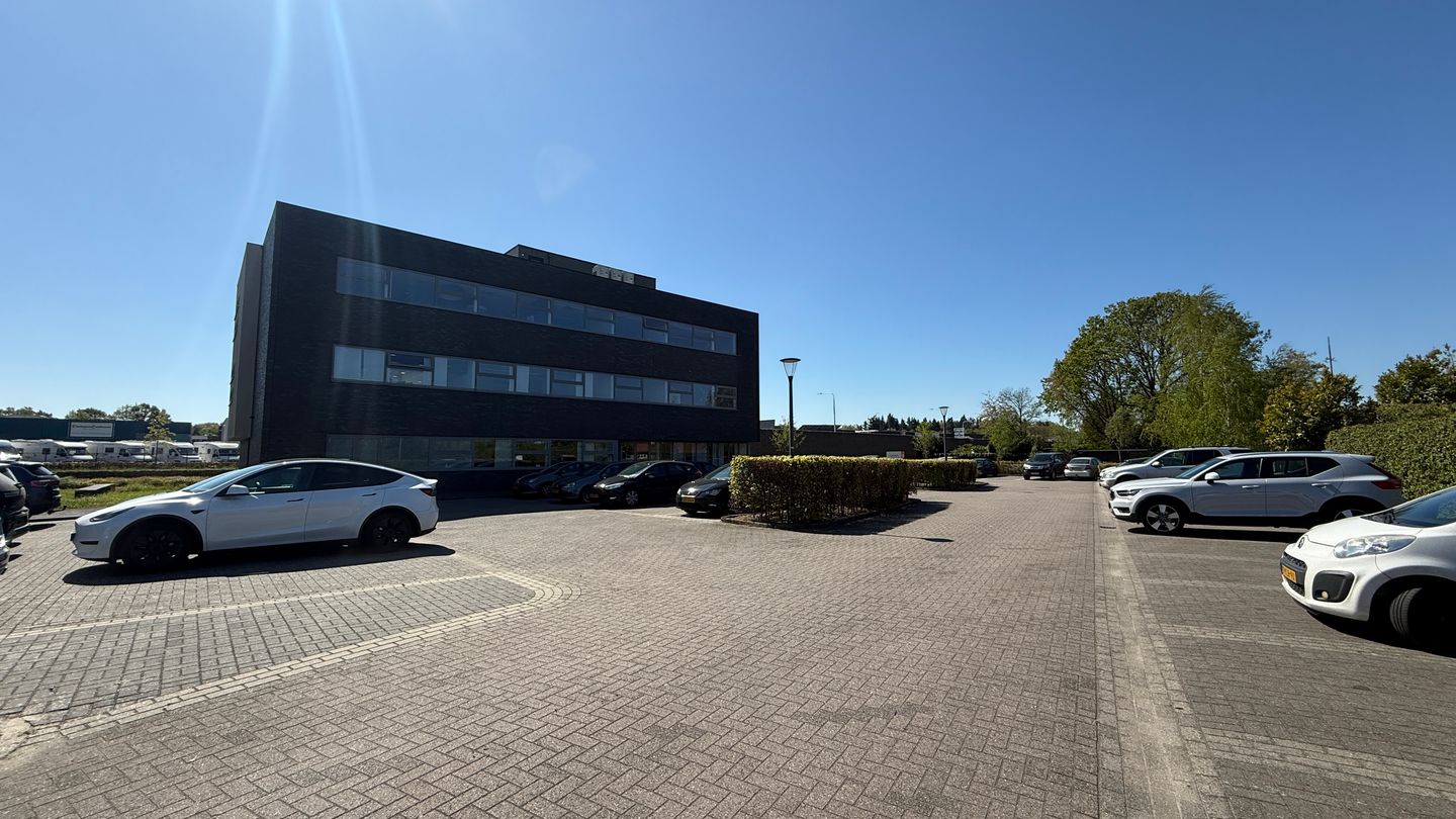 View photo 5 of De Plank 120