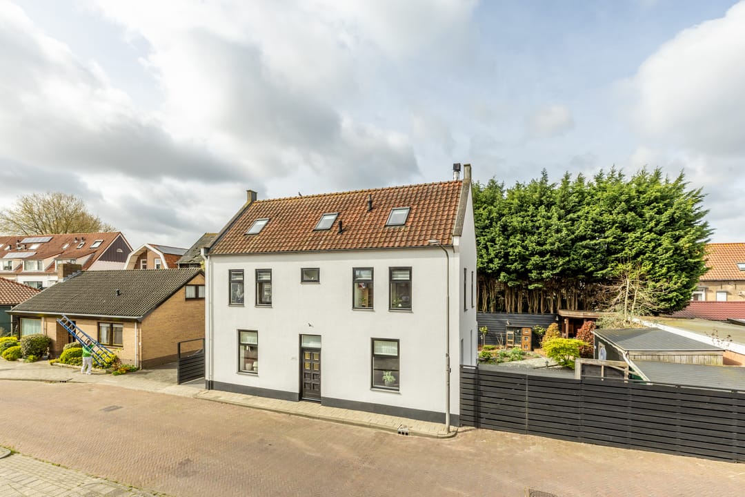 Foto 38 van In 't Veldstraat 12