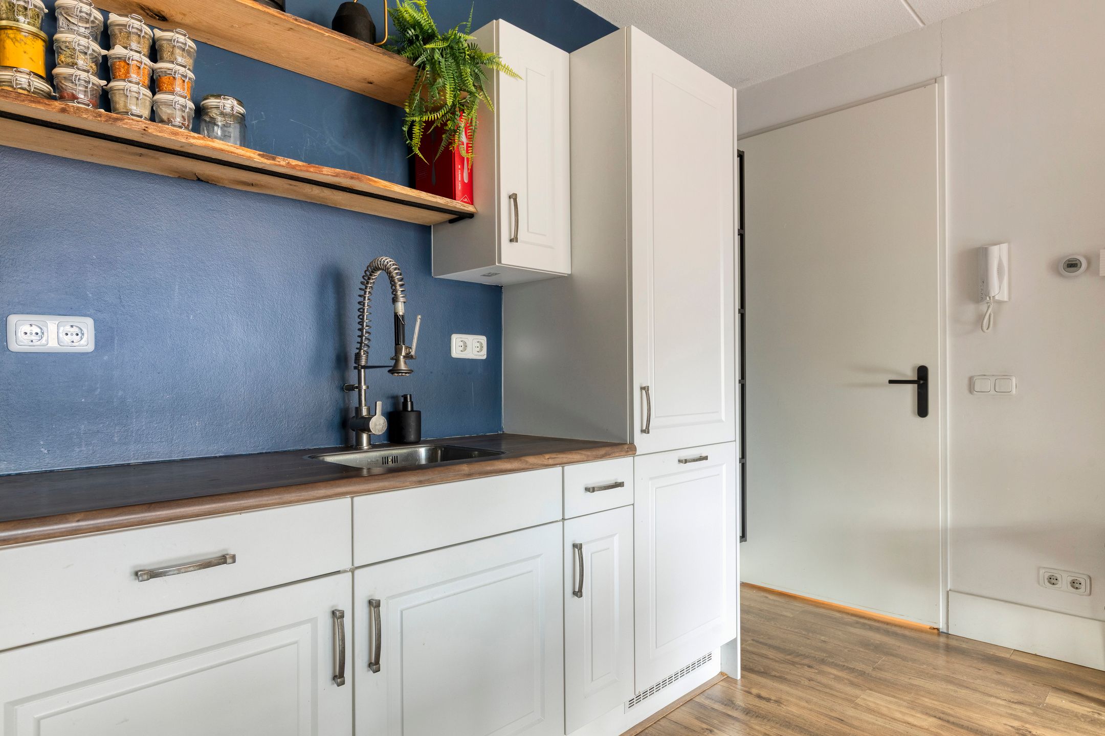 Foto 6 van Gelind 16-B