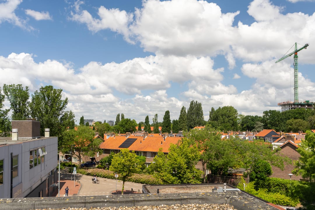 Spacious Double Upper Apartment with South-Facing Balcony in Amstelveen City Center — 23