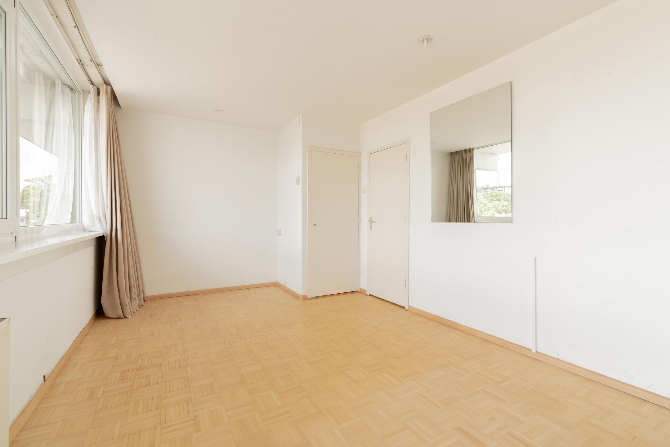 Spacious Double Upper Apartment with South-Facing Balcony in Amstelveen City Center — 15