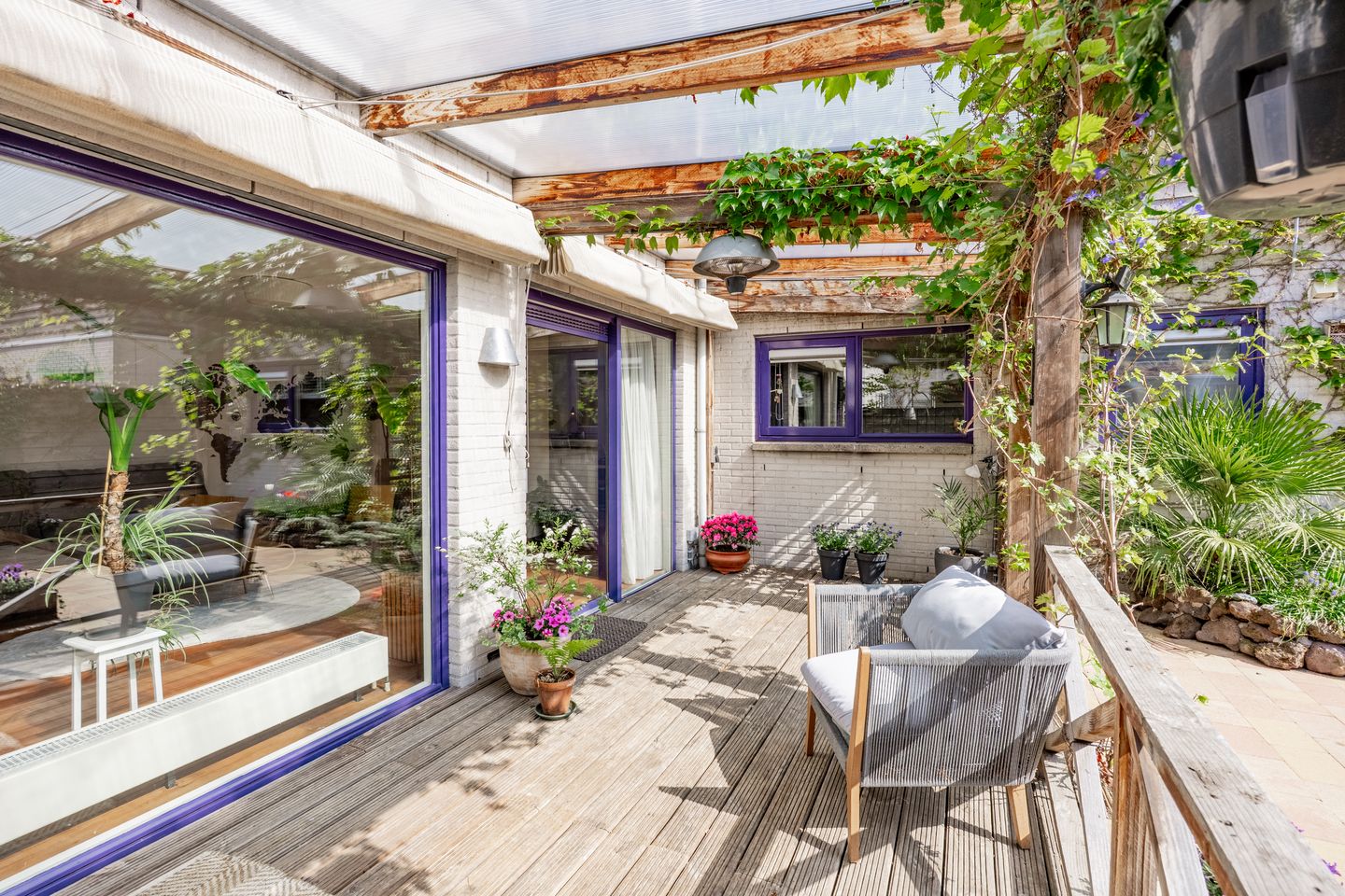 Foto 55 van Memphis 9