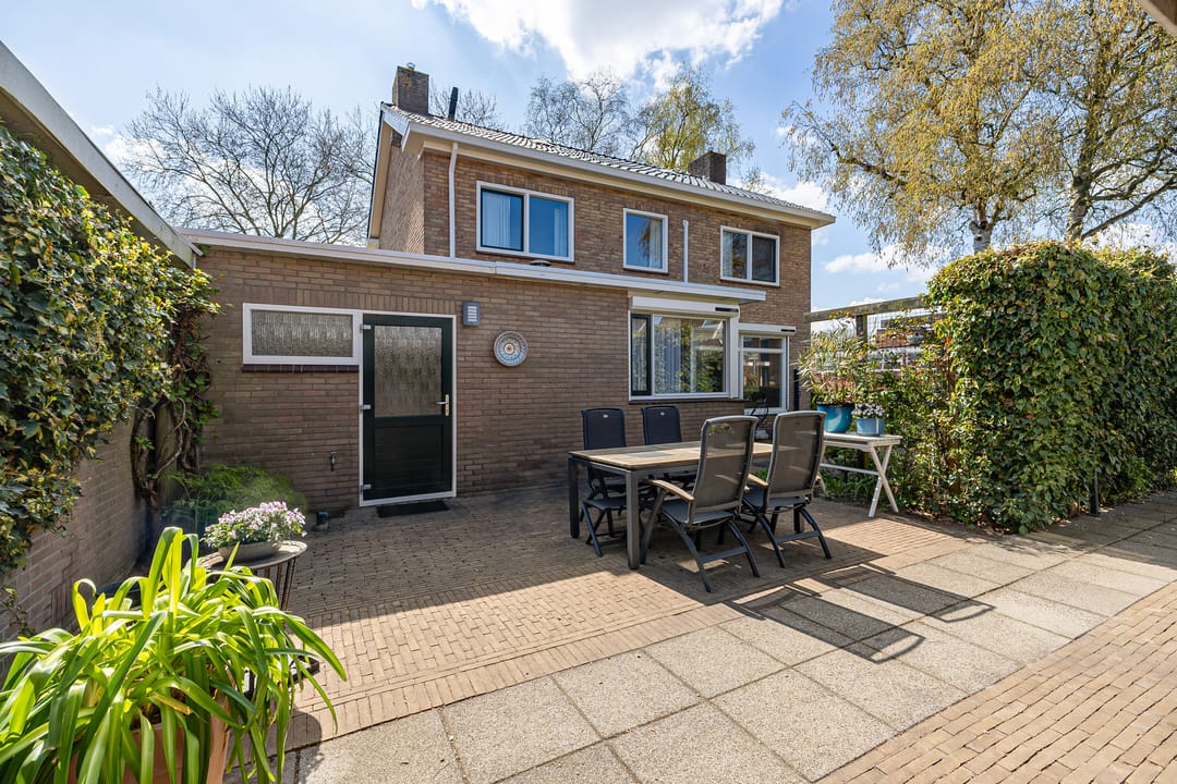 Photo 43 of Bentlagestraat 18