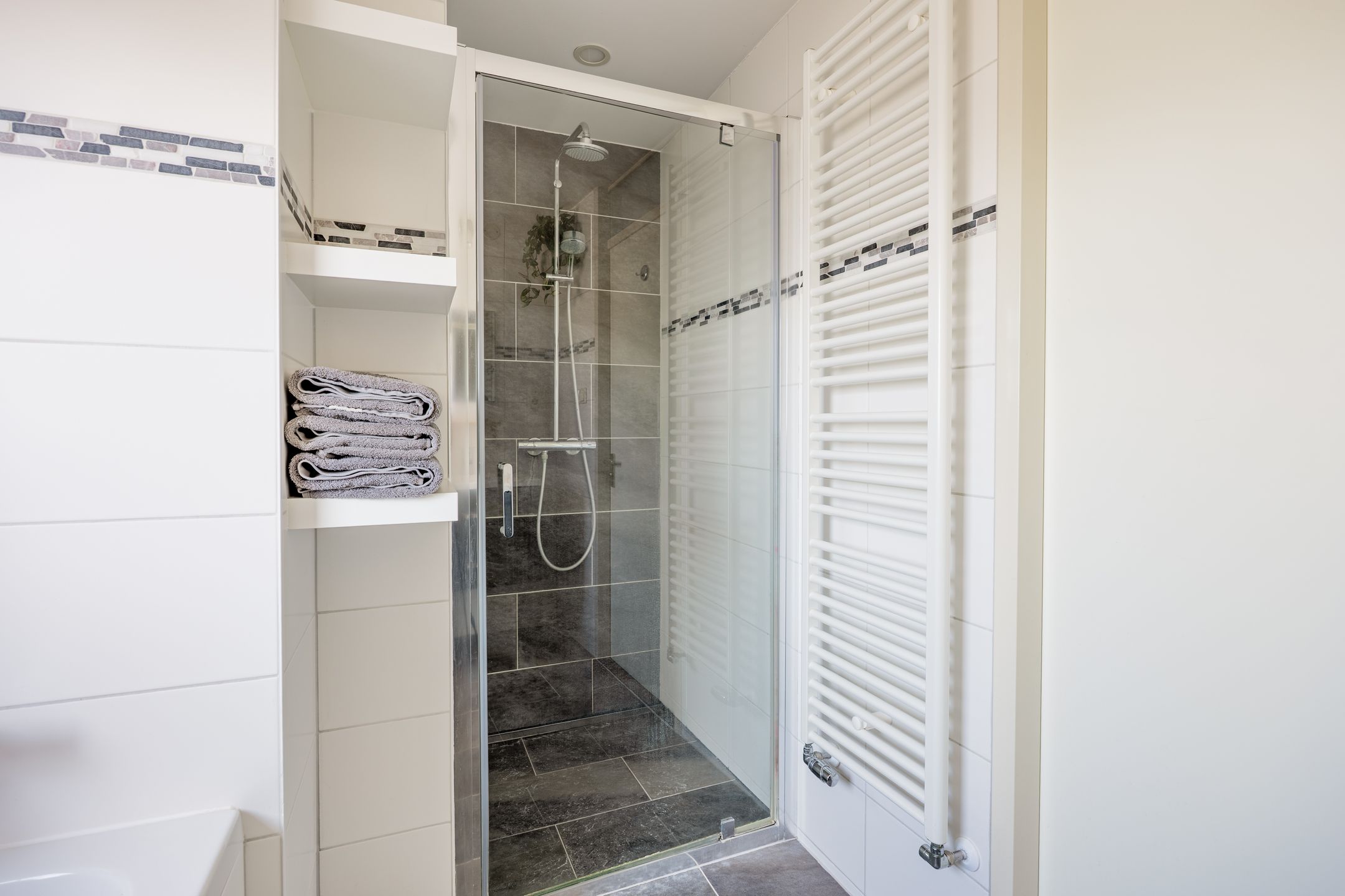 Foto 48 van Memphis 9