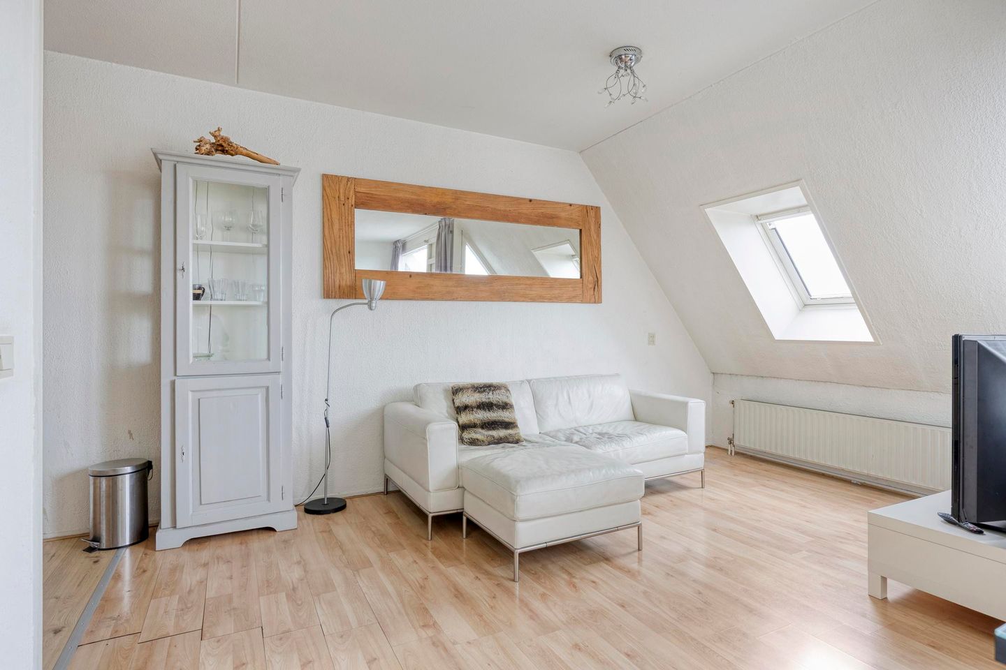 Foto 5 van Willemstraat 53-F