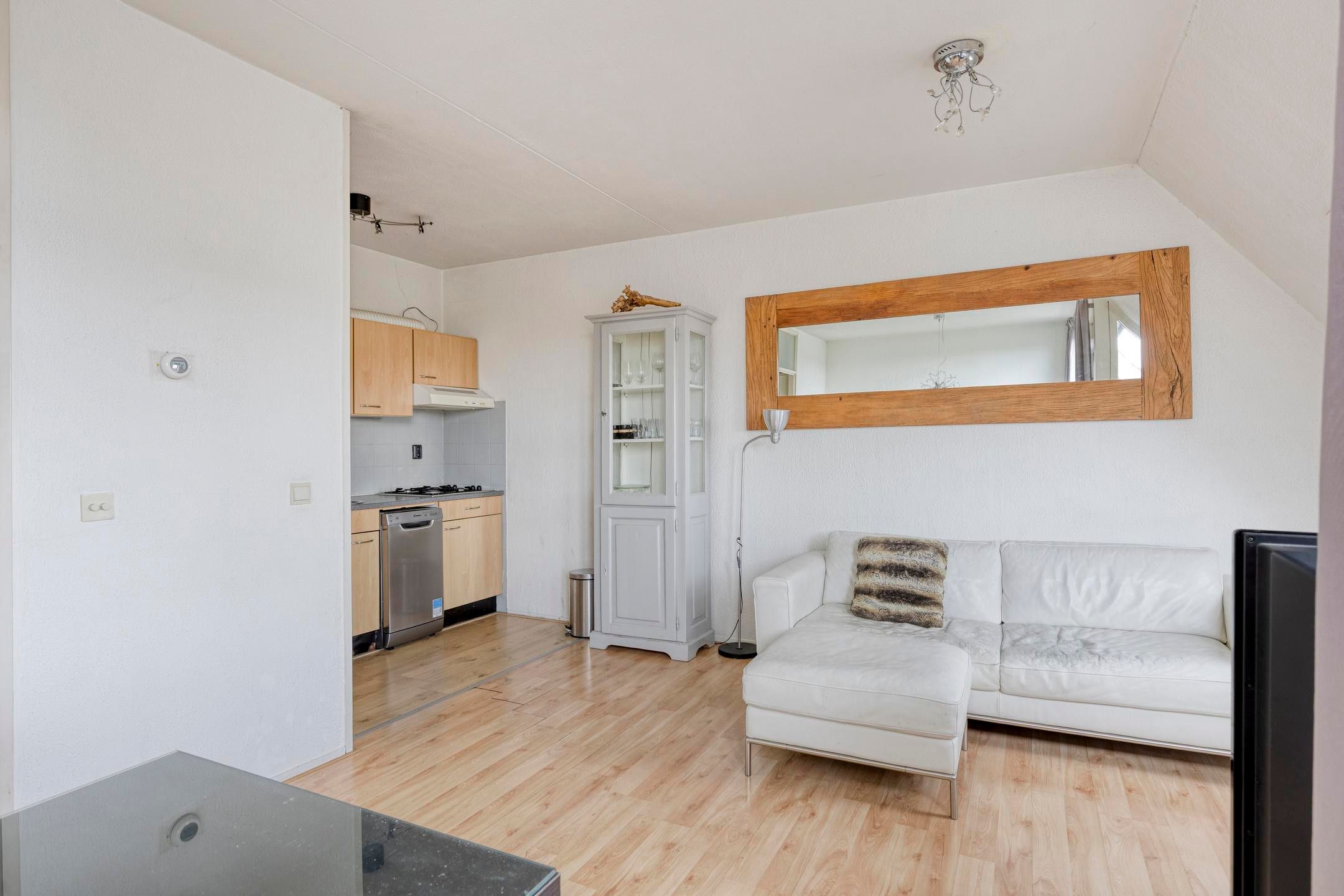 Foto 6 van Willemstraat 53-F