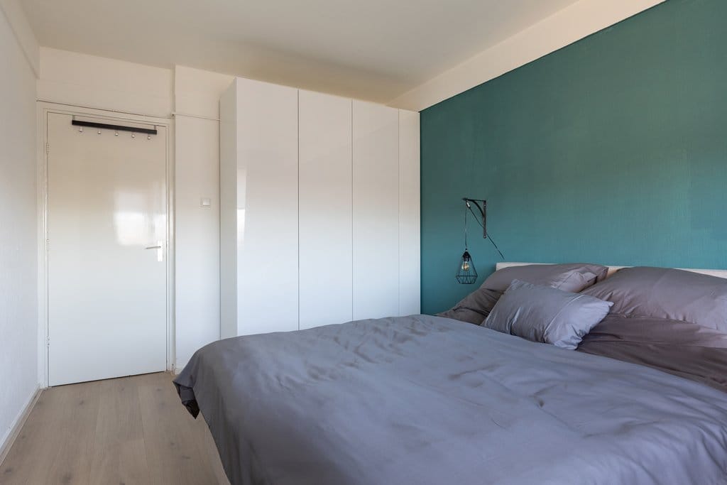 Light and Atmospheric Apartment with Open Layout in Zeeheldenbuurt — 25