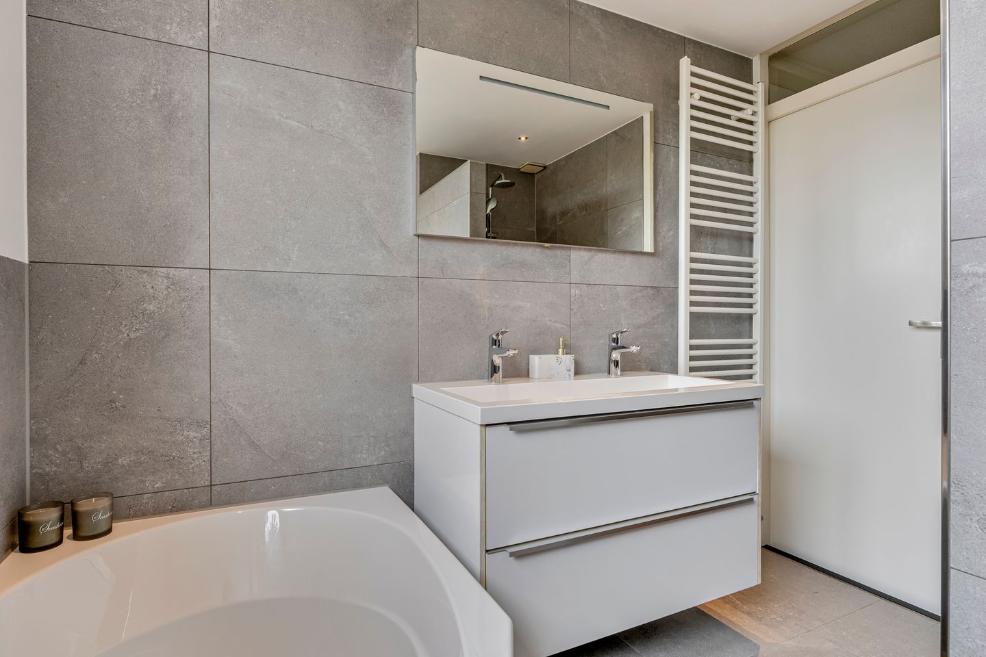 Photo 34 of Groen van Prinstererlaan 16