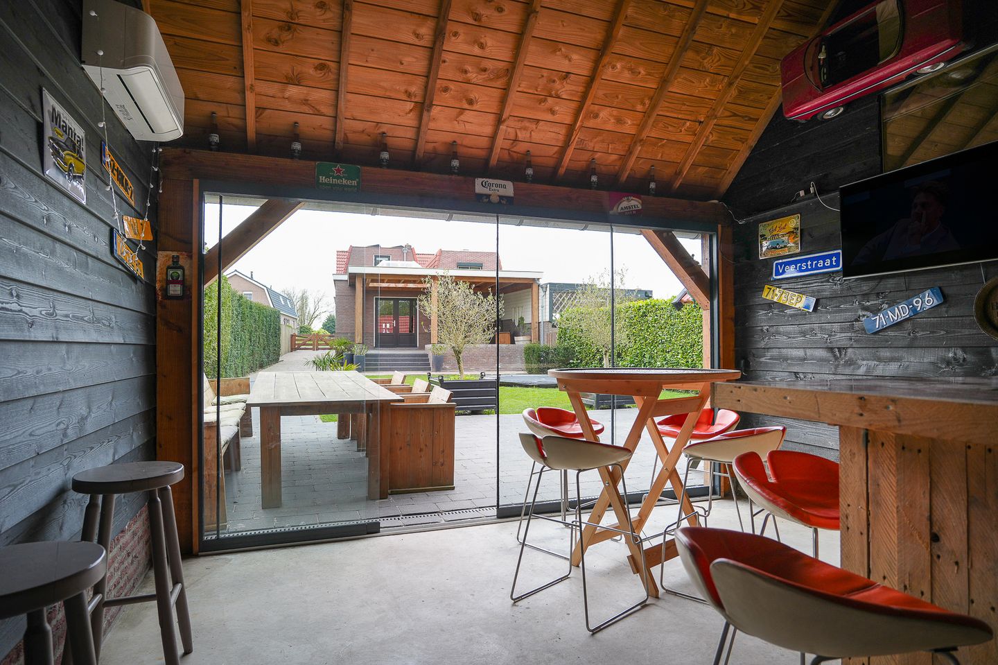 Extended Semi-Detached Family Home with Deep Garden Near Nature Area — 35
