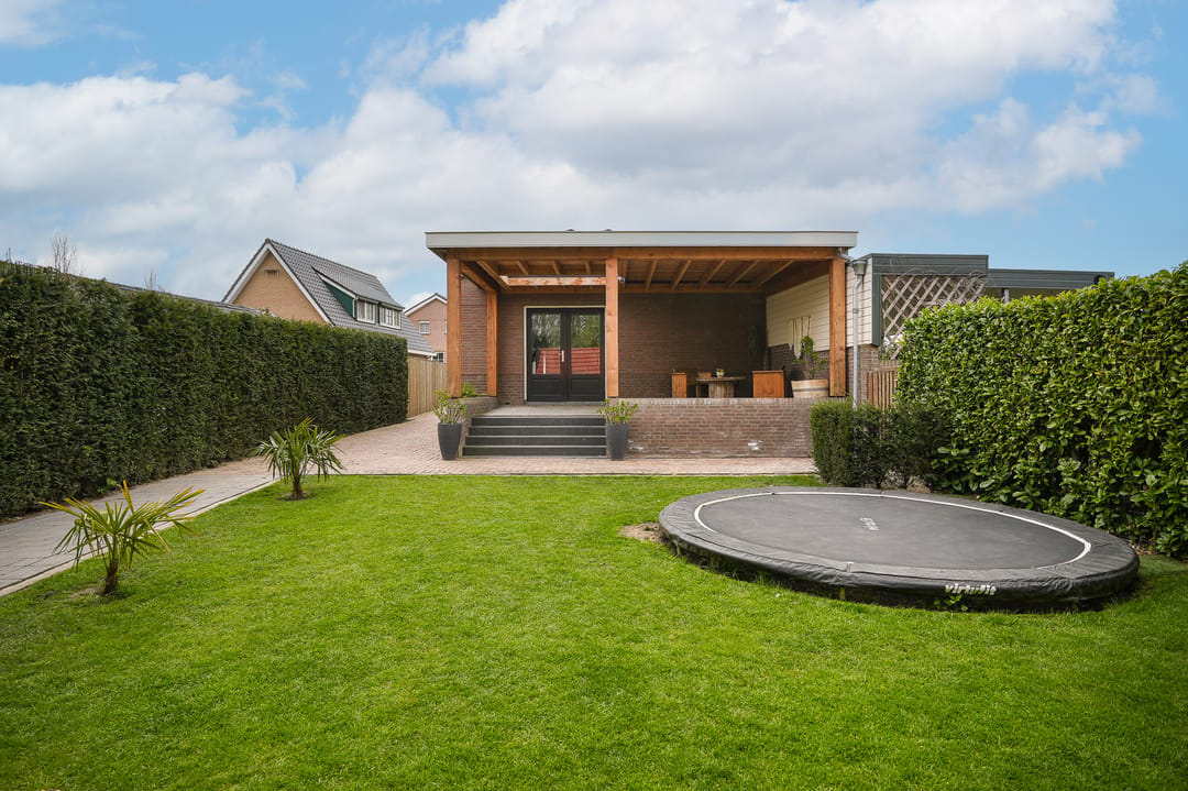 Extended Semi-Detached Family Home with Deep Garden Near Nature Area — 38