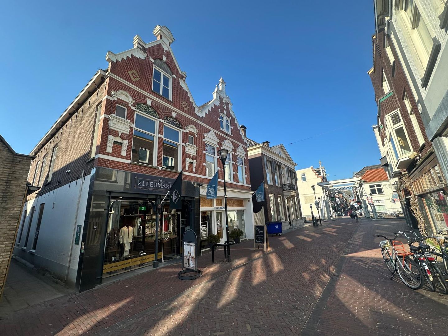 View photo 1 of Zuideinde 8