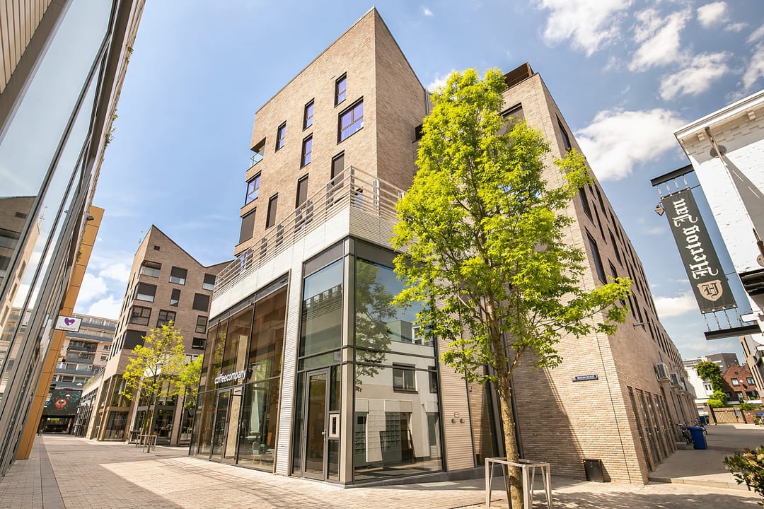 Foto 1 van Emmapassage 9-02