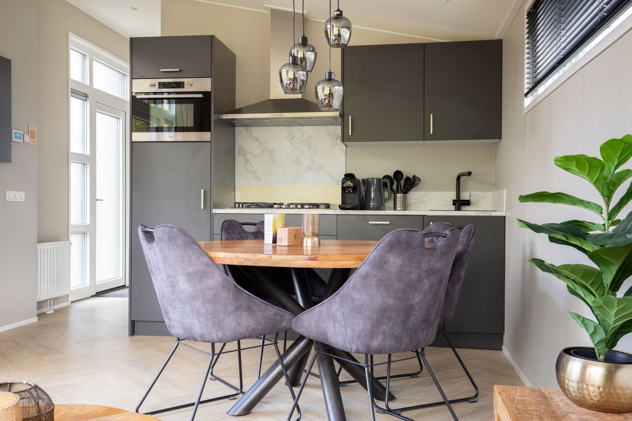 Foto 12 van Zonneoordlaan 47-R104