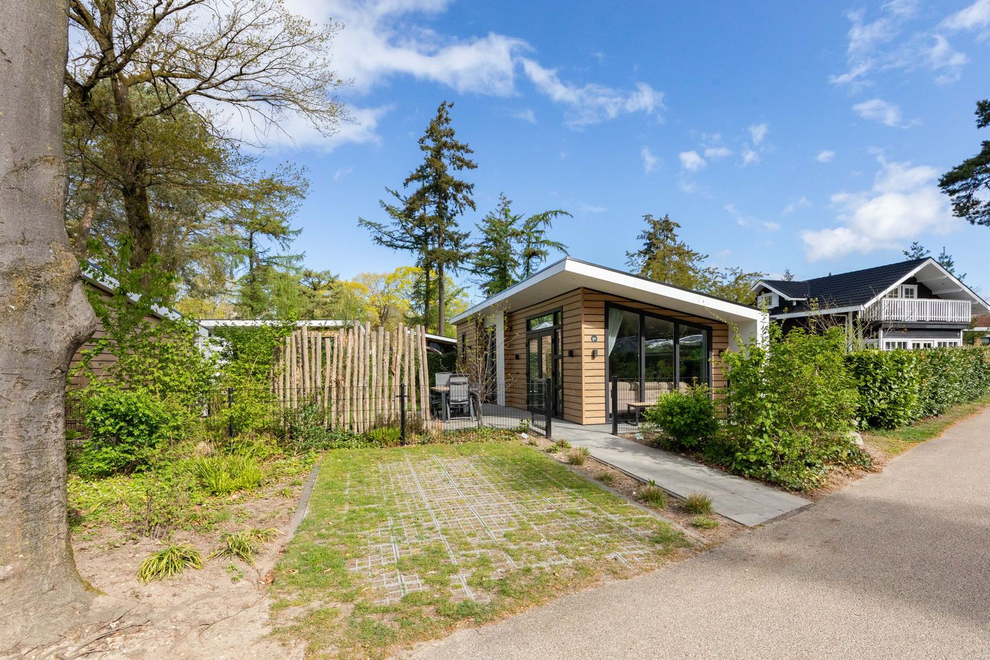 Foto 19 van Zonneoordlaan 47-R104