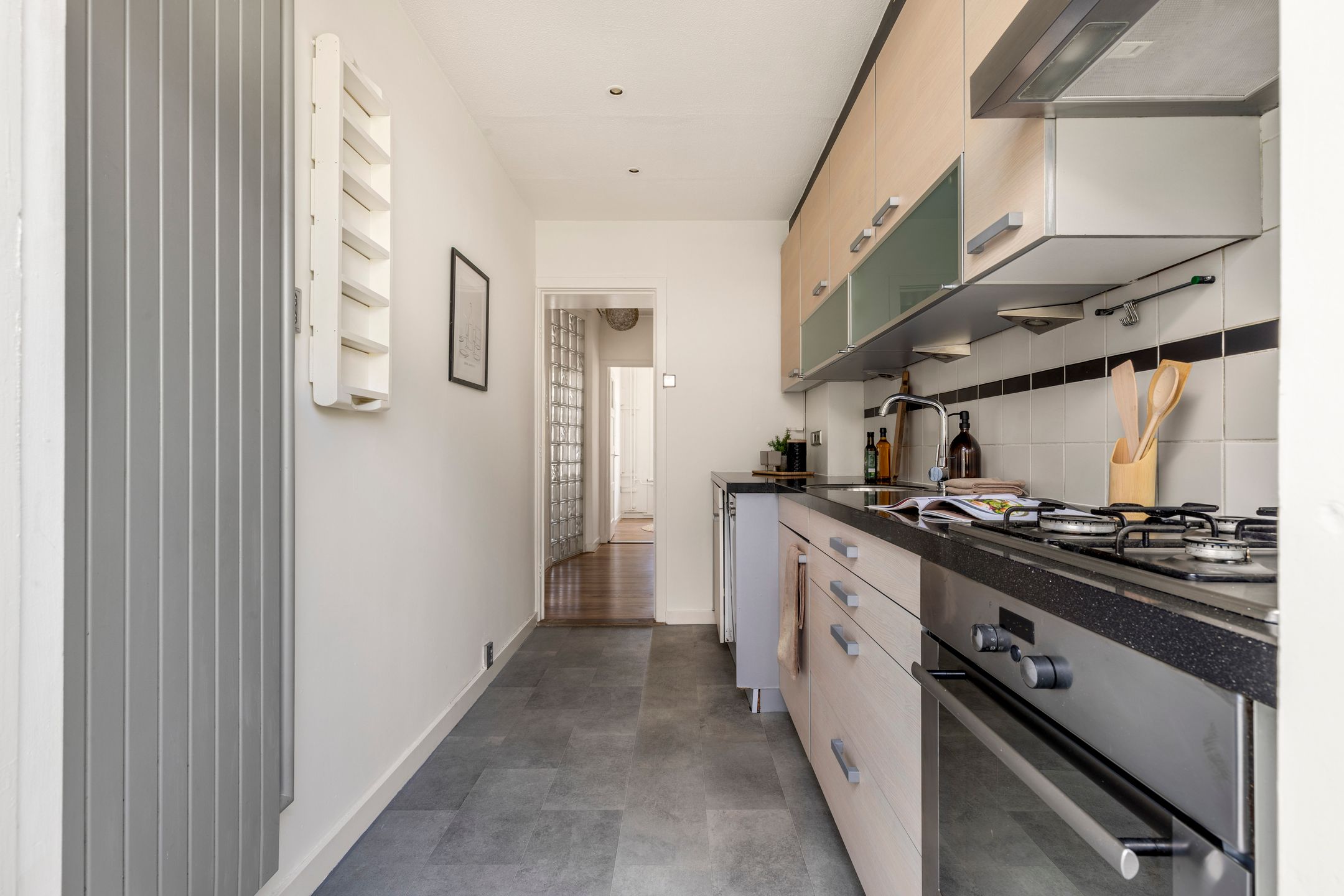 Photo 21 of Cremerstraat 61