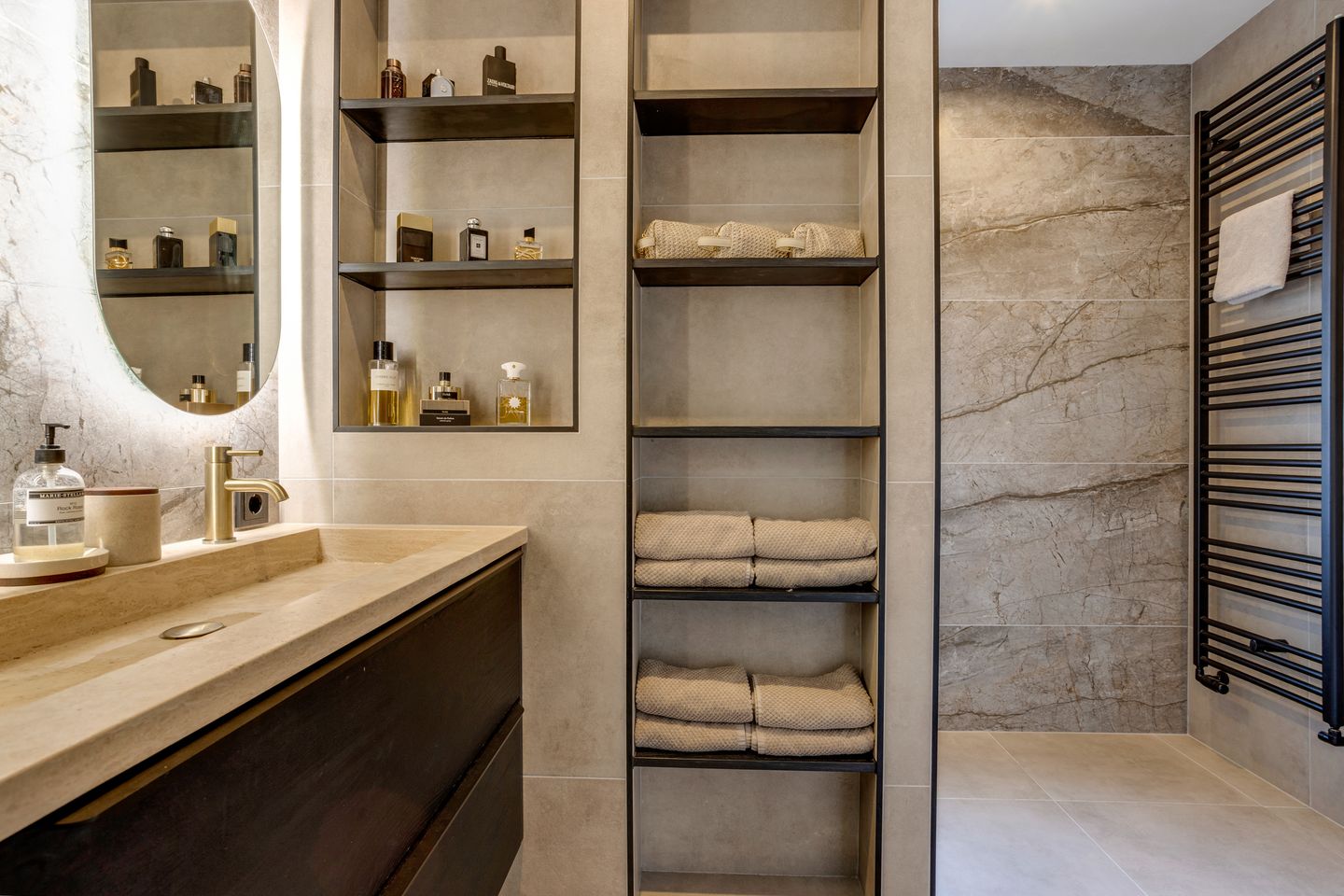 Foto 4 van Grasjuffer 142