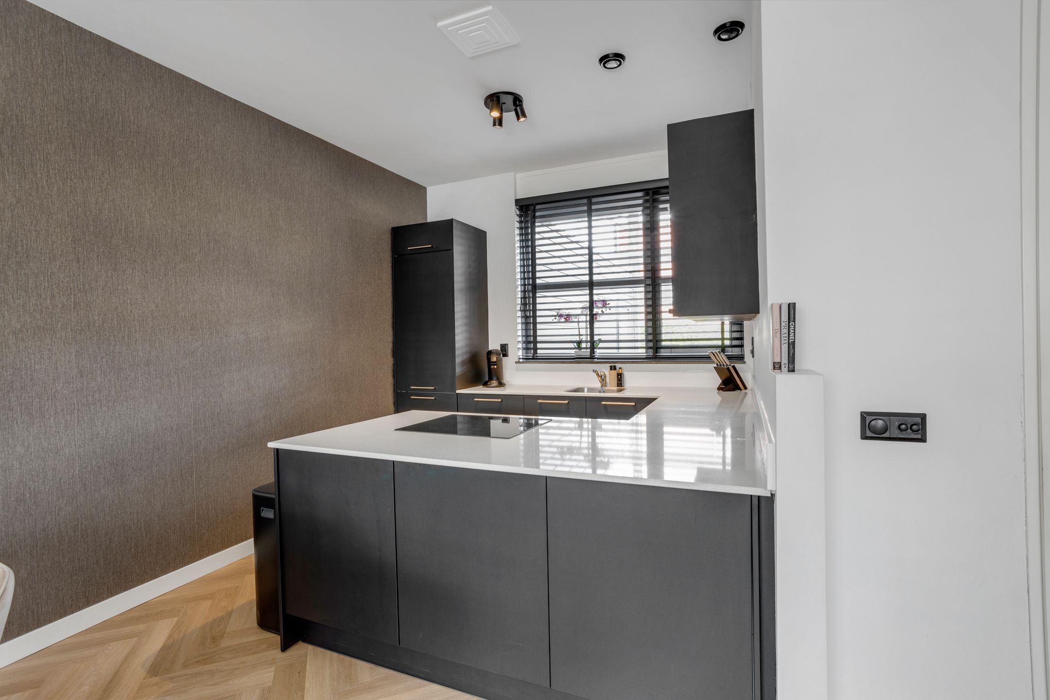 Foto 12 van Grasjuffer 142