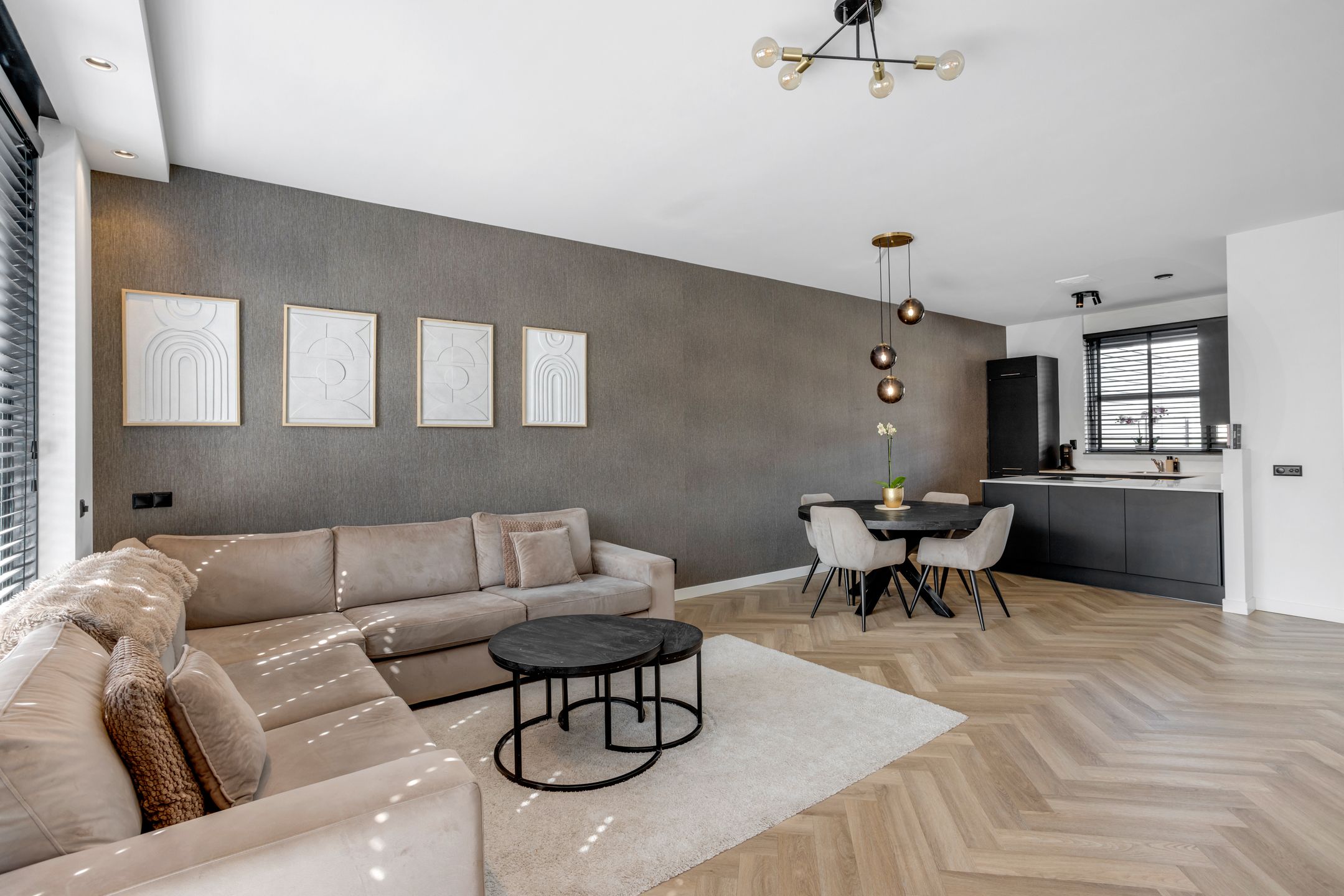 Foto 9 van Grasjuffer 142