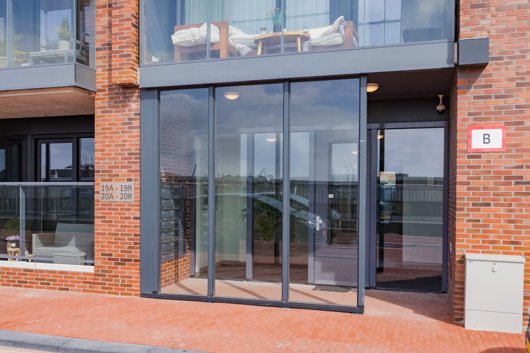 Foto 31 van Bik- en Arnoldkade 19-R