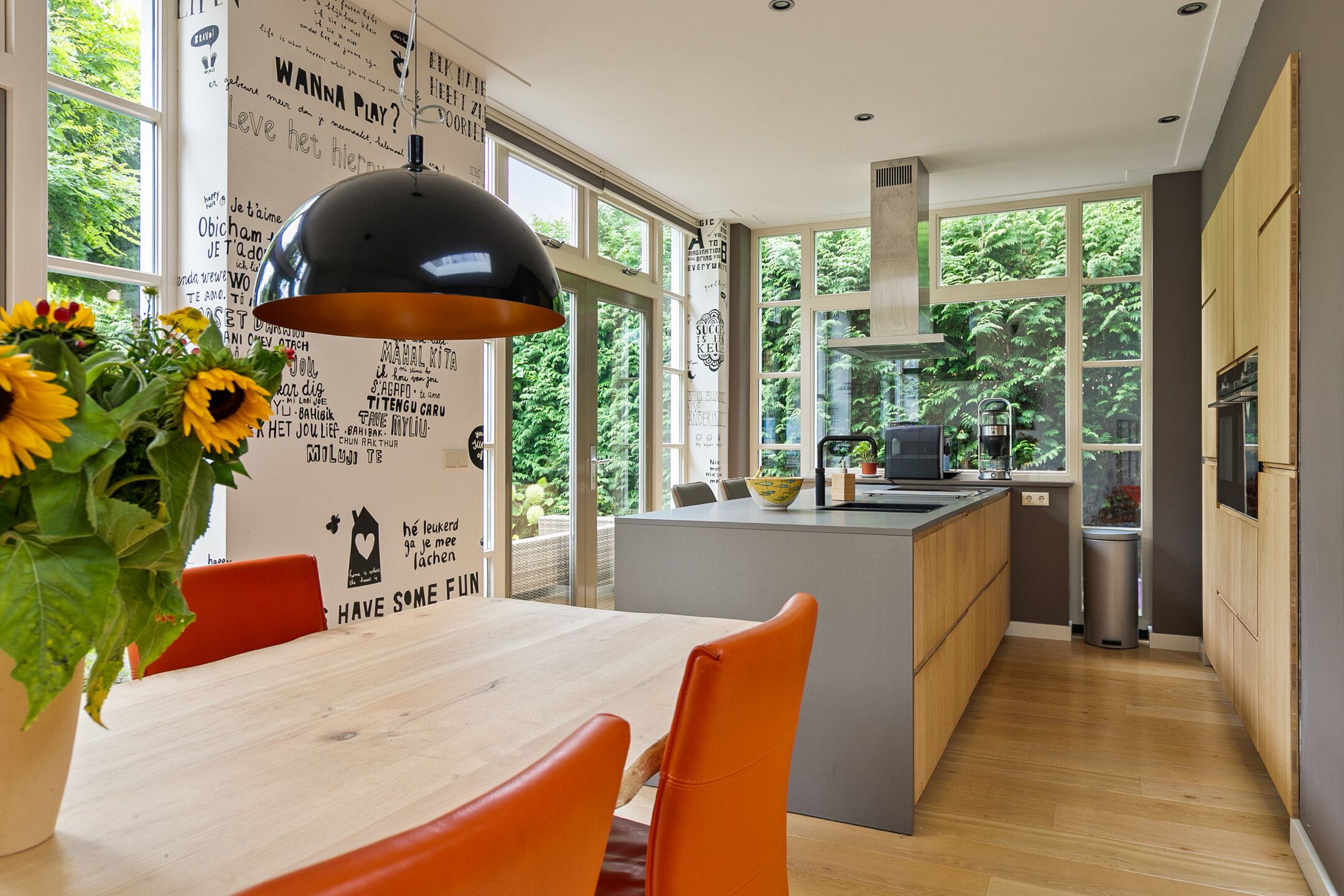 Photo 21 of Julianalaan 63