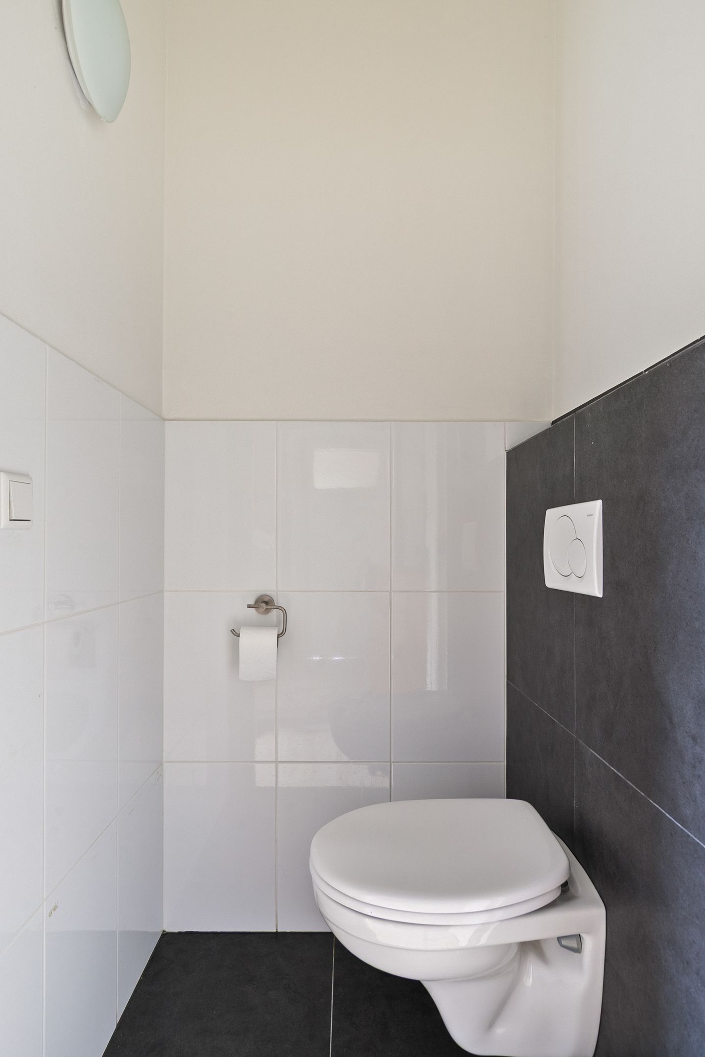 Photo 36 of Julianalaan 63