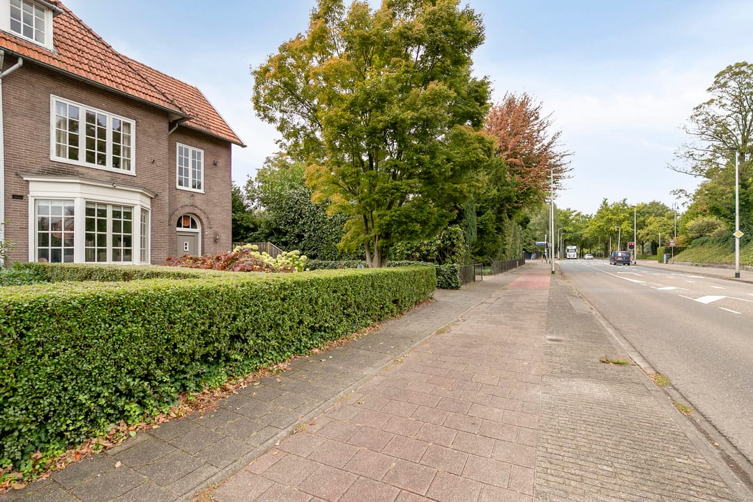 Photo 71 of Julianalaan 63