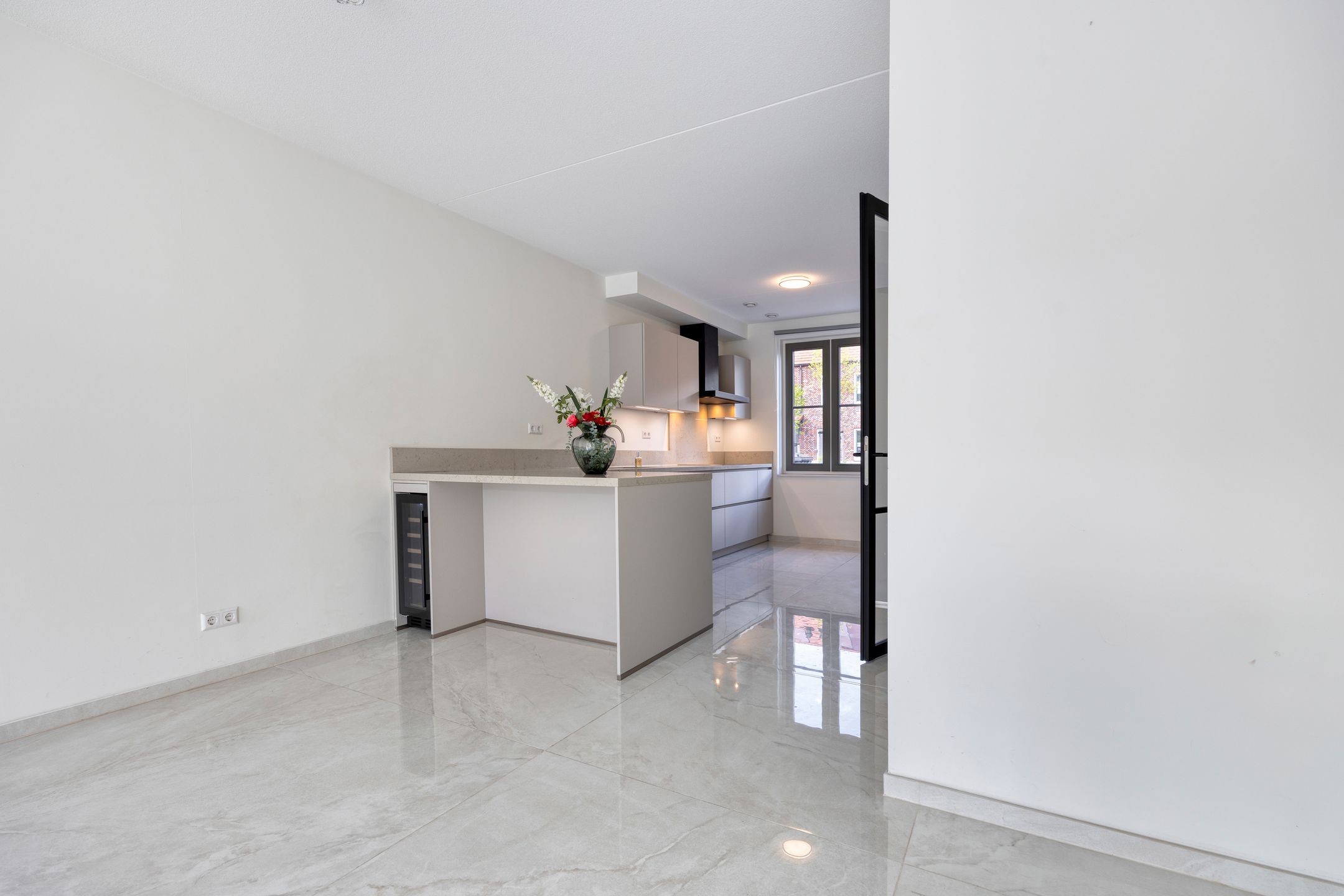 Foto 12 van Notenhout 19