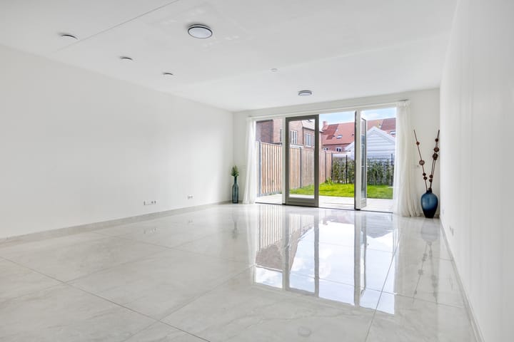 Foto 3 van Notenhout 19